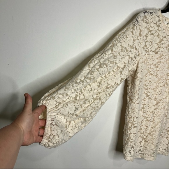 Maurices solid‎ lace balloon sleeve blouse cream size large - Picture 3 of 7